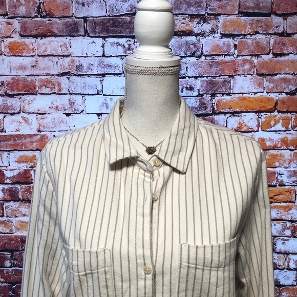 THREAD & SUPPLY WOMENS CREAM & TAN STRIPED FLANNEL BUTTON DOWN SHIRT SIZE LARGE - Picture 2 of 13
